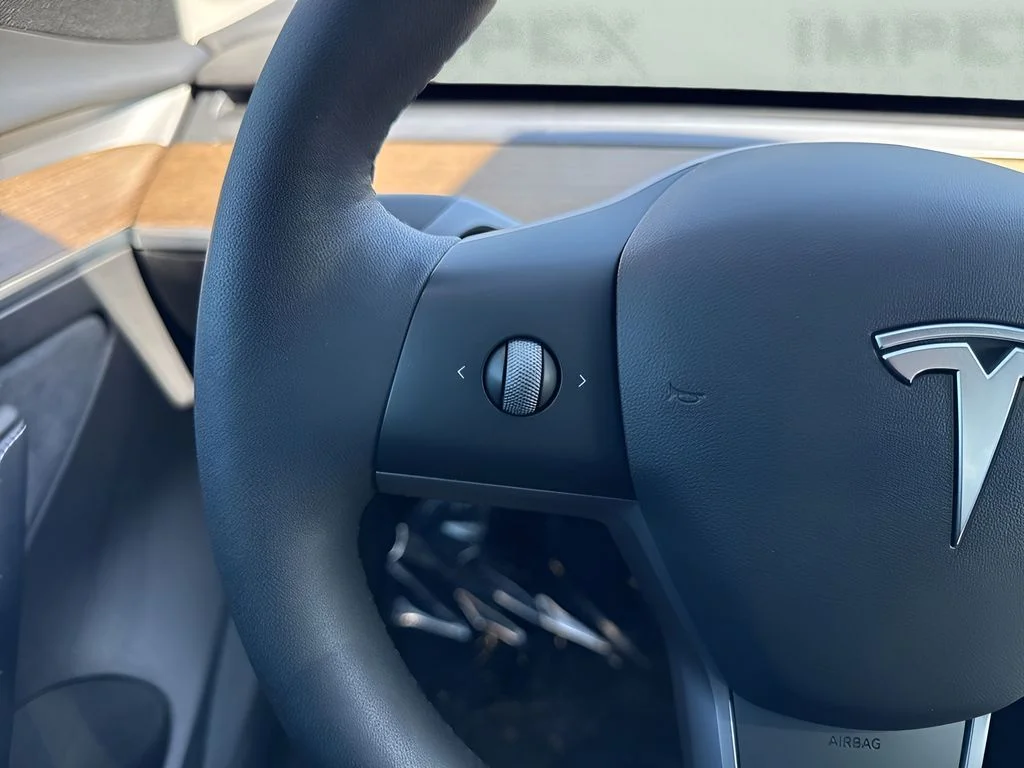 Used 2021  Tesla Long Range image 16