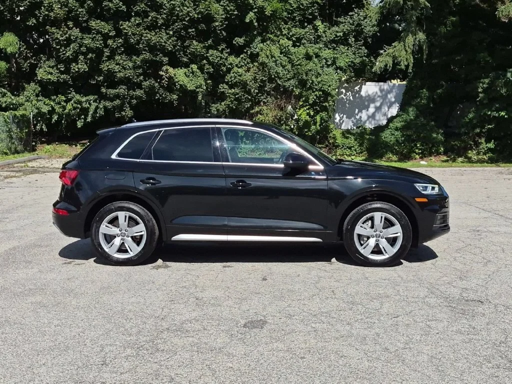 Used 2019 Black Audi 2.0T Premium Plus image 2