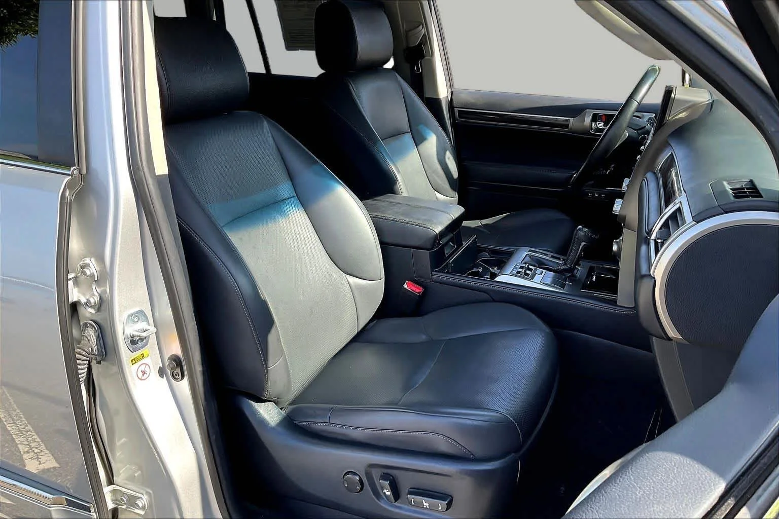 Used 2016 Silver Lining Metallic Lexus  image 9