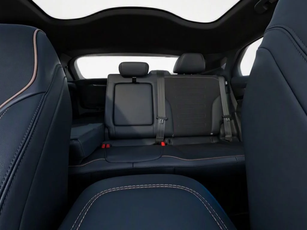 Used 2022 Blue Ford GT image 16