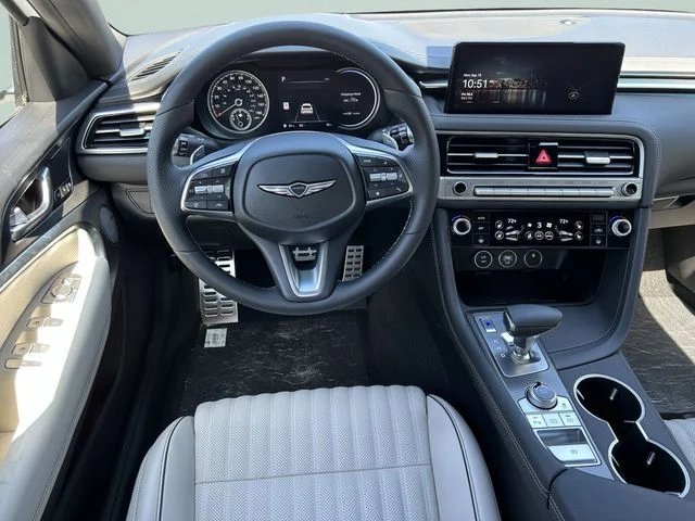 Used 2026 White Genesis 3.3T Sport Prestige image 10
