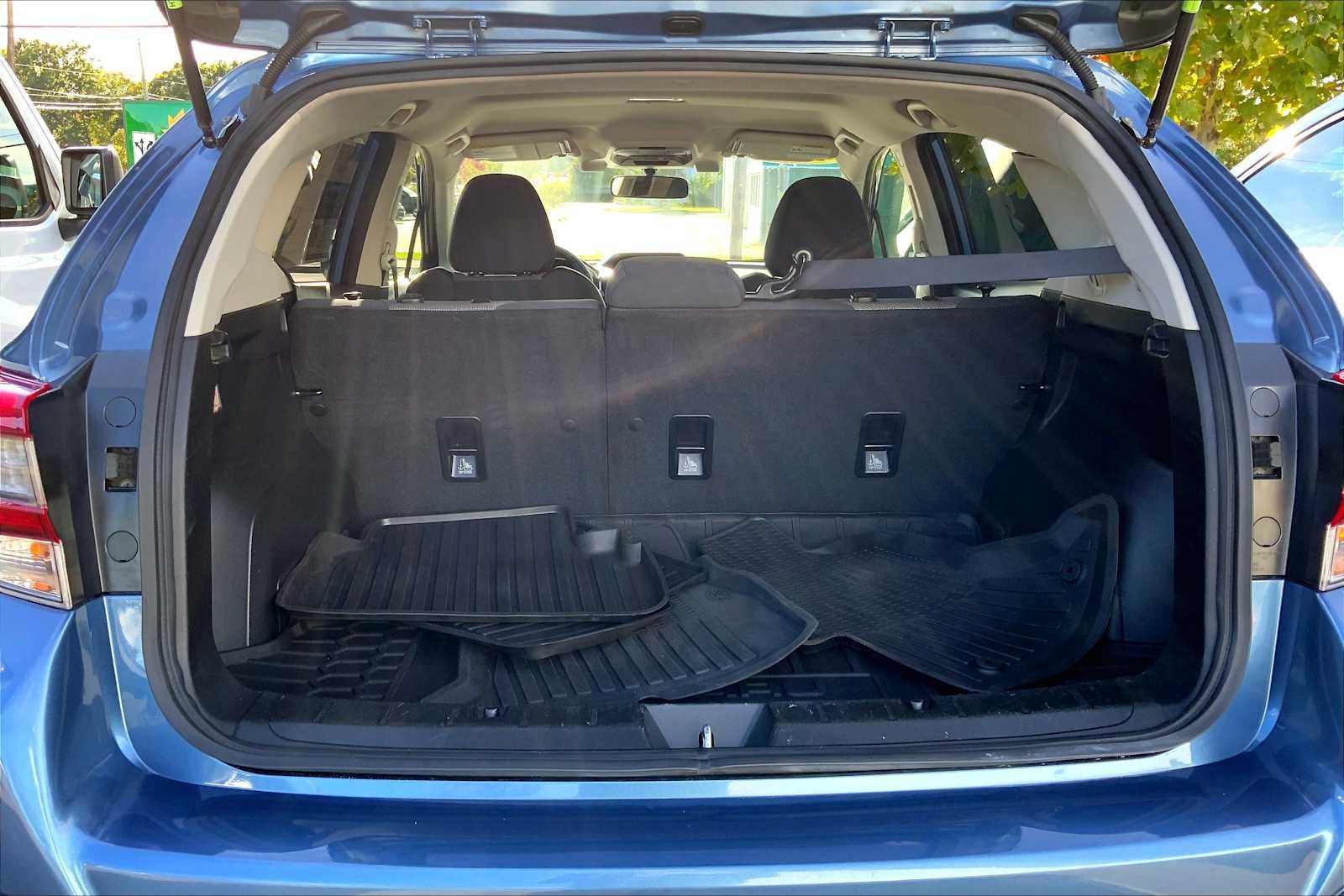 Used 2021 Horizon Blue Pearl Subaru Premium image 32