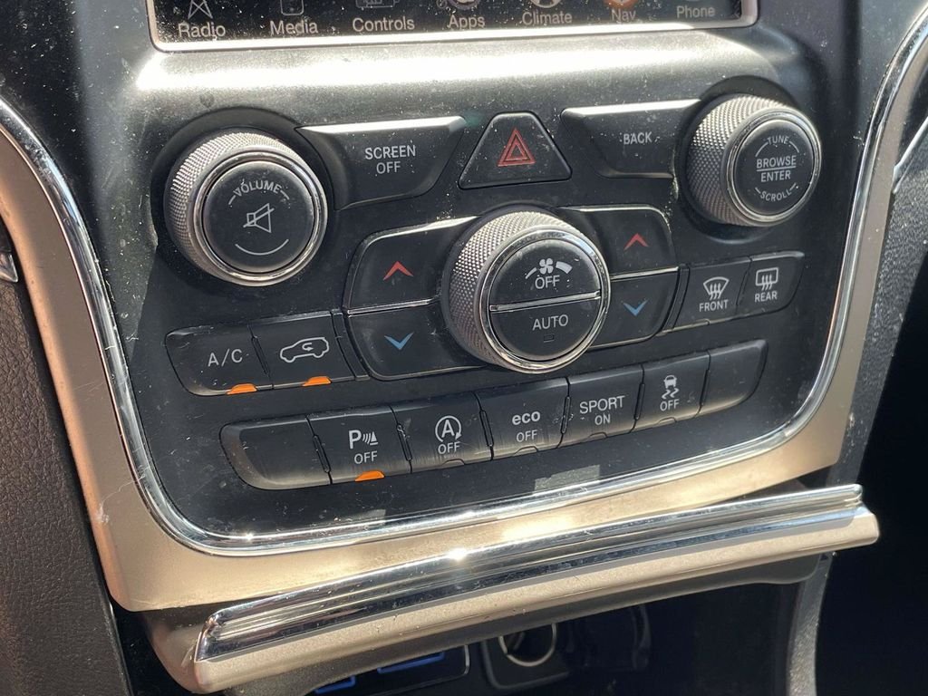 Used 2017 Gray Jeep Limited image 21