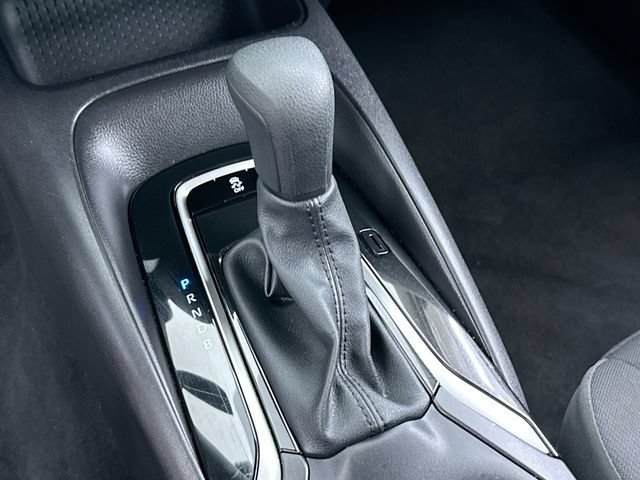 2025 Toyota Corolla LE - Photo 26