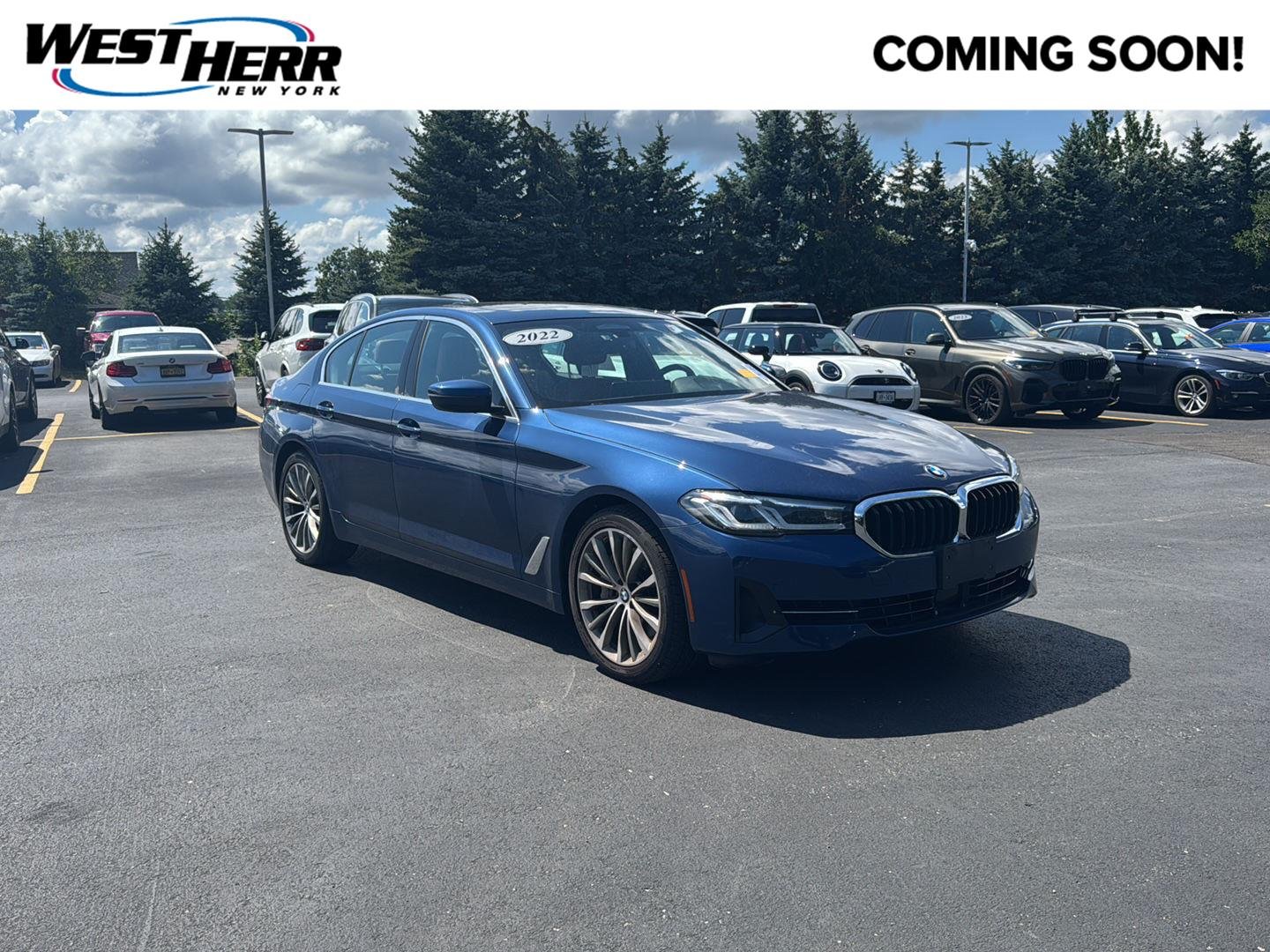 Used 2022 Phytonic Blue Metallic BMW 540i xDrive image 1