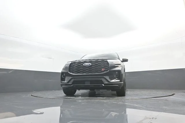 New 2026 Black Ford ST image 33
