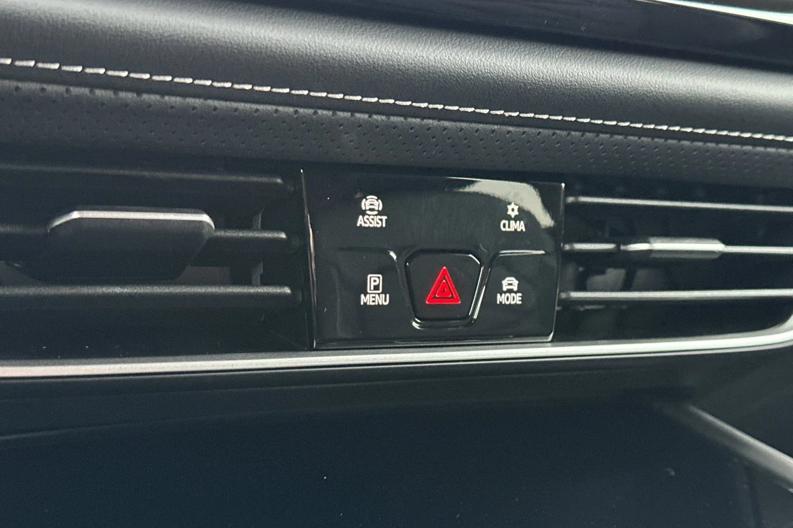 New 2026 Black Volkswagen 2.0T SE w/Technology image 20