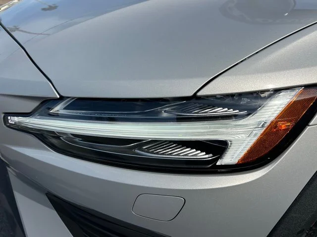 2025 Volvo V60 Cross Country Plus - Photo 9