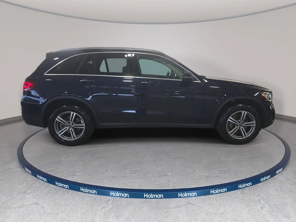 Used 2022 Lunar Blue Metallic Mercedes-Benz GLC 300 image 5