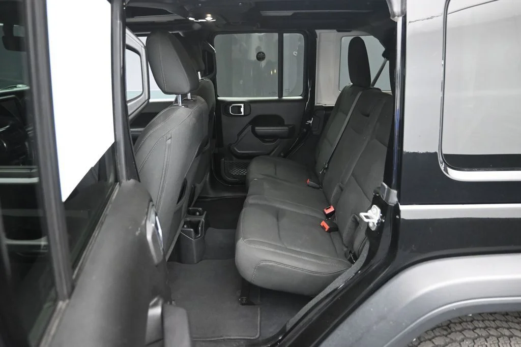 Used 2022 Black Jeep Unlimited Sport S image 13