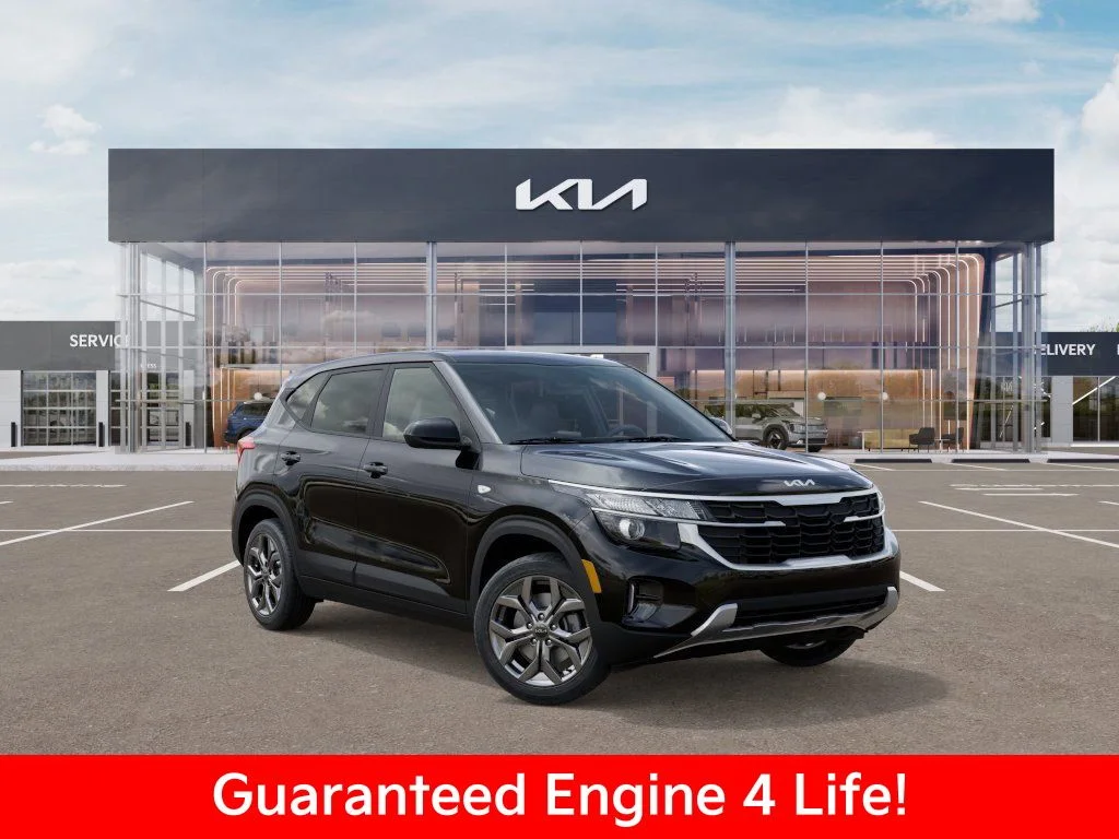 New 2026 Fusion Black Kia LX image 9