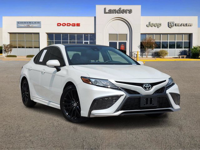 2022 Toyota Camry XSE
