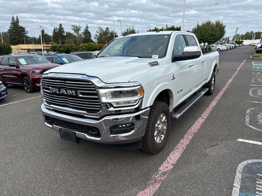 Used 2022 White Ram Laramie image 3