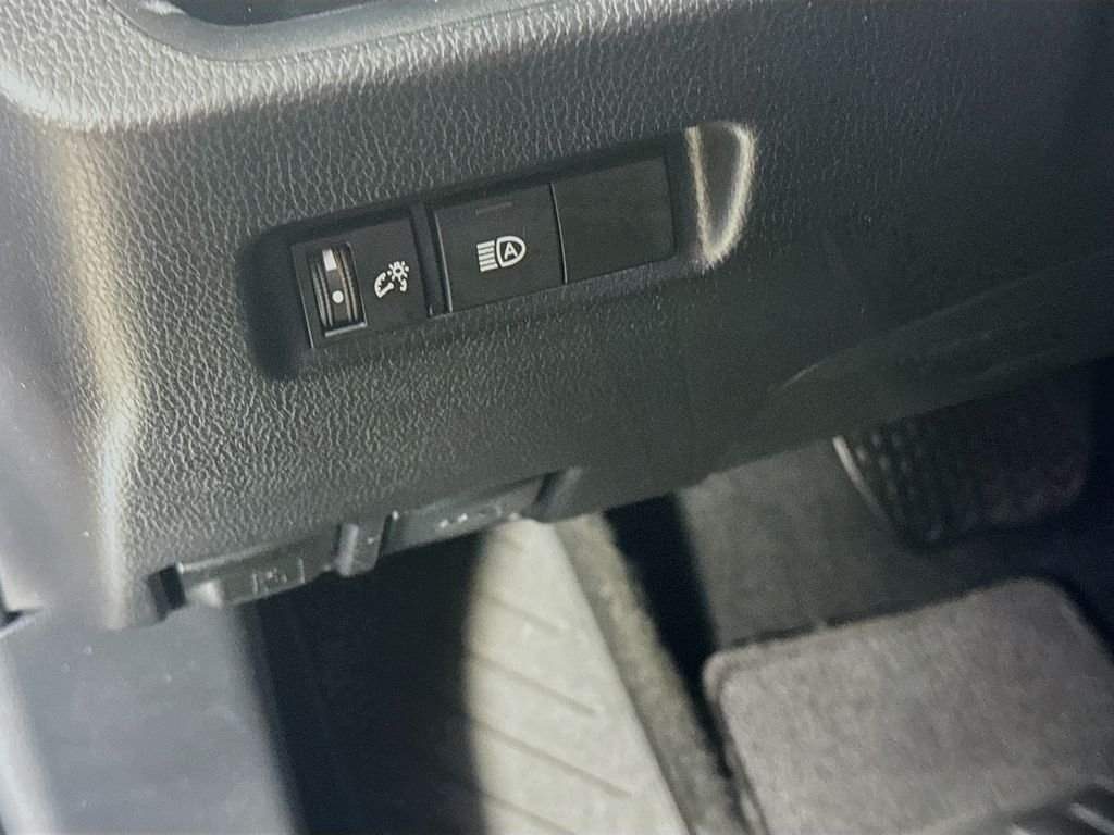 Used 2024 Silver Sky Metallic Toyota XLE image 10