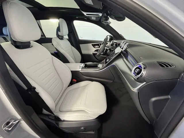 New 2026 MANUFAKTUR Alpine Grey Mercedes-Benz GLC 300 image 84