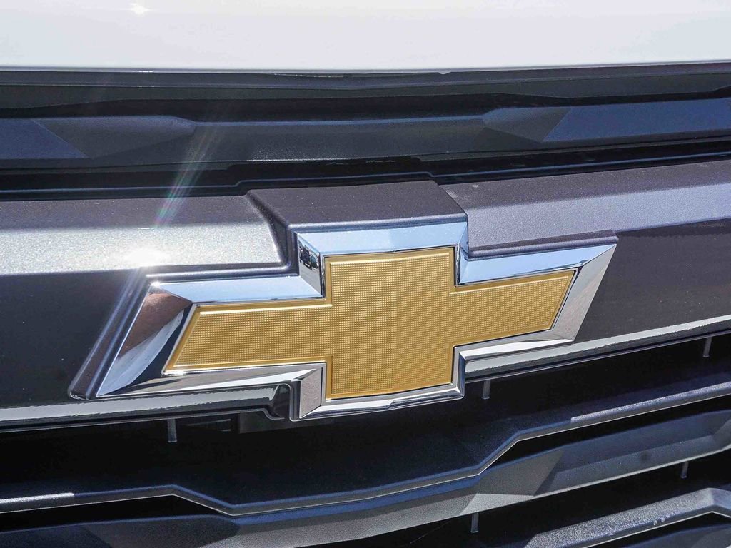 New 2026 Summit White Chevrolet LT image 11