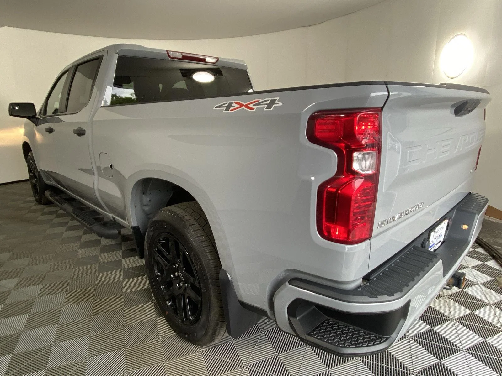 Used 2024 Slate Grey Metallic Chevrolet Custom image 13