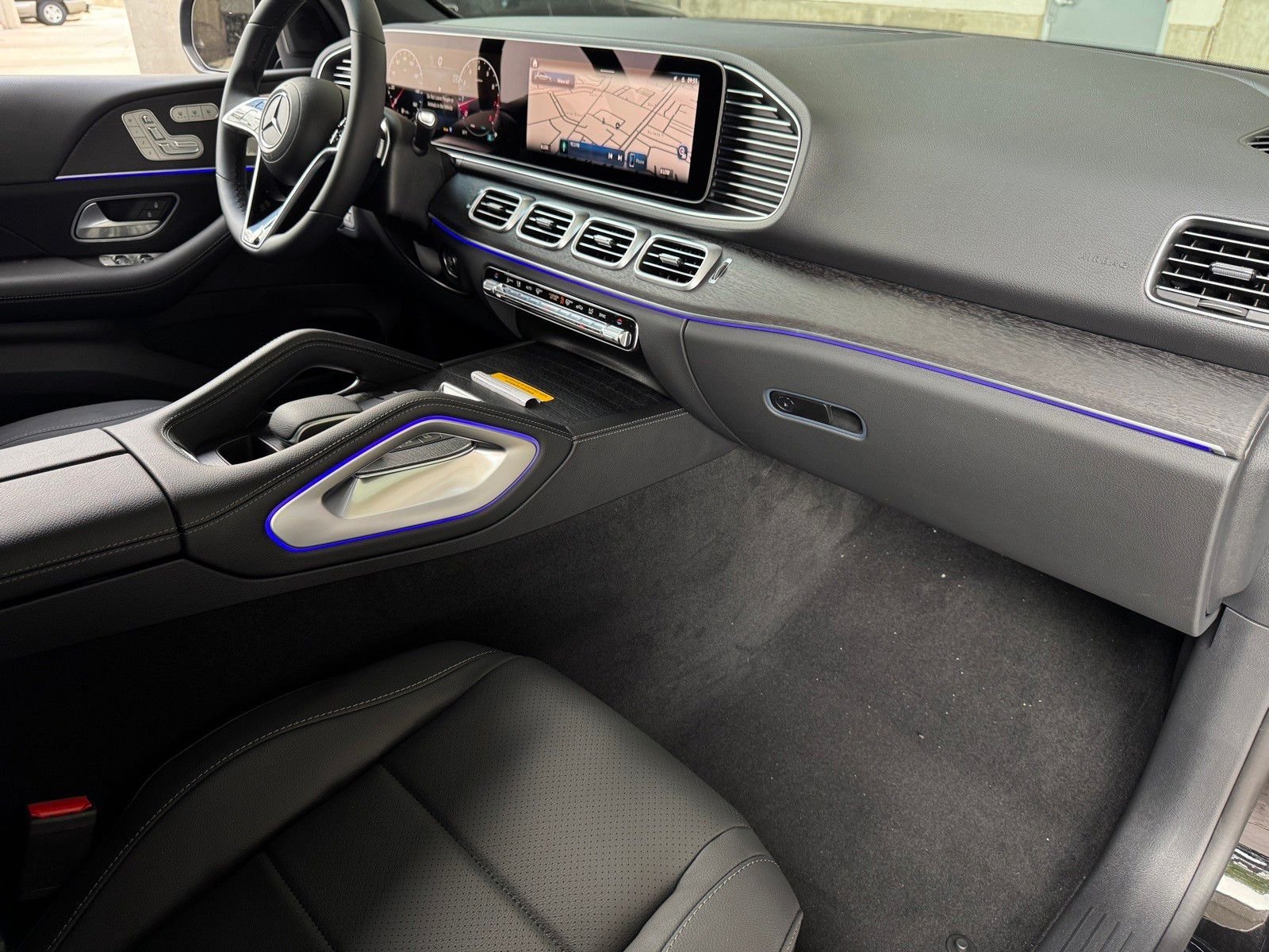 New 2026 Obsidian Black Metallic Mercedes-Benz GLE 350 image 15