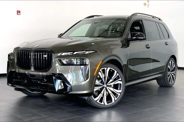 2027 BMW X7