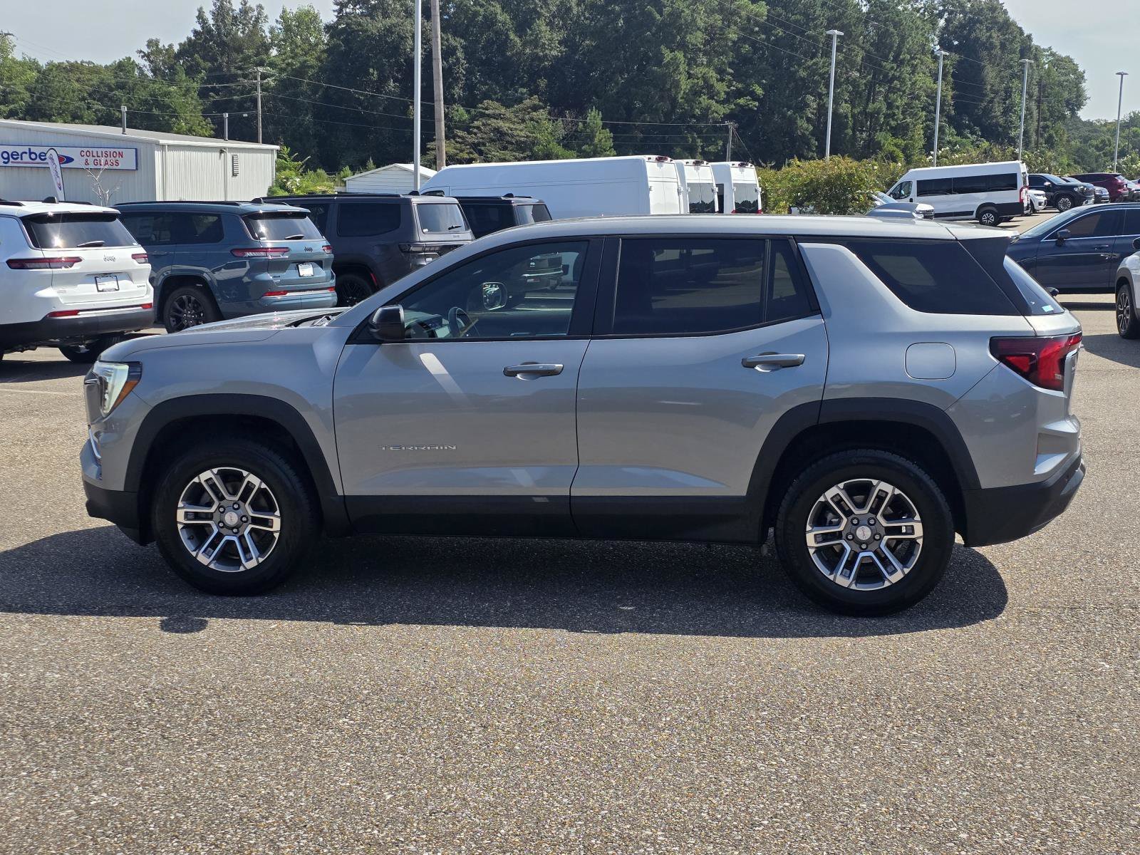 2025 GMC Terrain Elevation - Photo 11