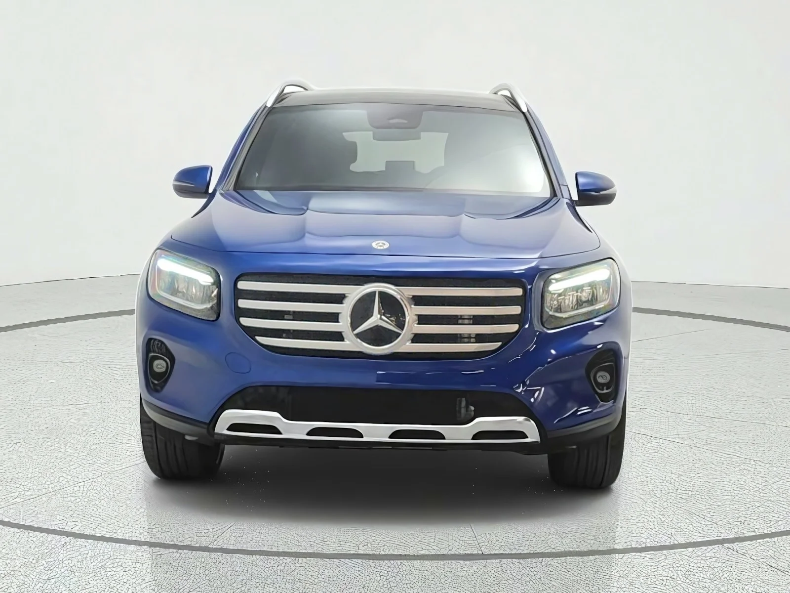 Used 2024 Starling Blue Metallic Mercedes-Benz GLB 250 4MATIC® SUV image 2