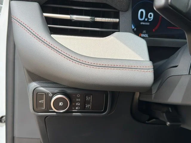 Used 2025 White Metallic Ford Active image 29