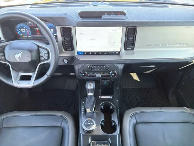 Used 2025 Green Ford Outer Banks image 15