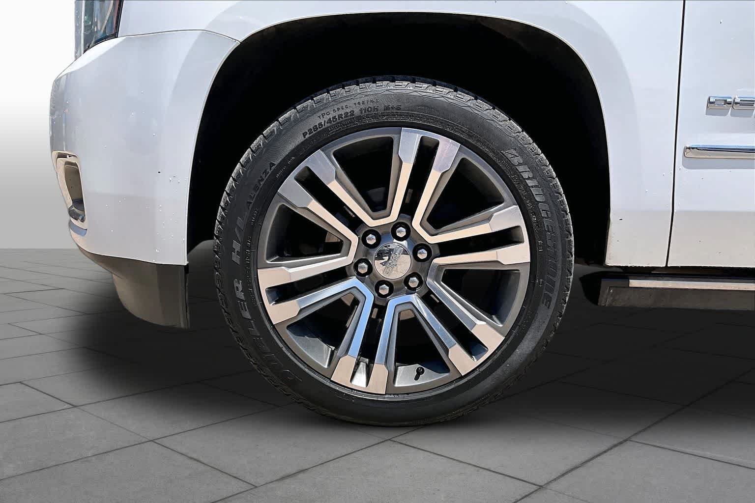 Used 2019 Summit White GMC Denali image 11