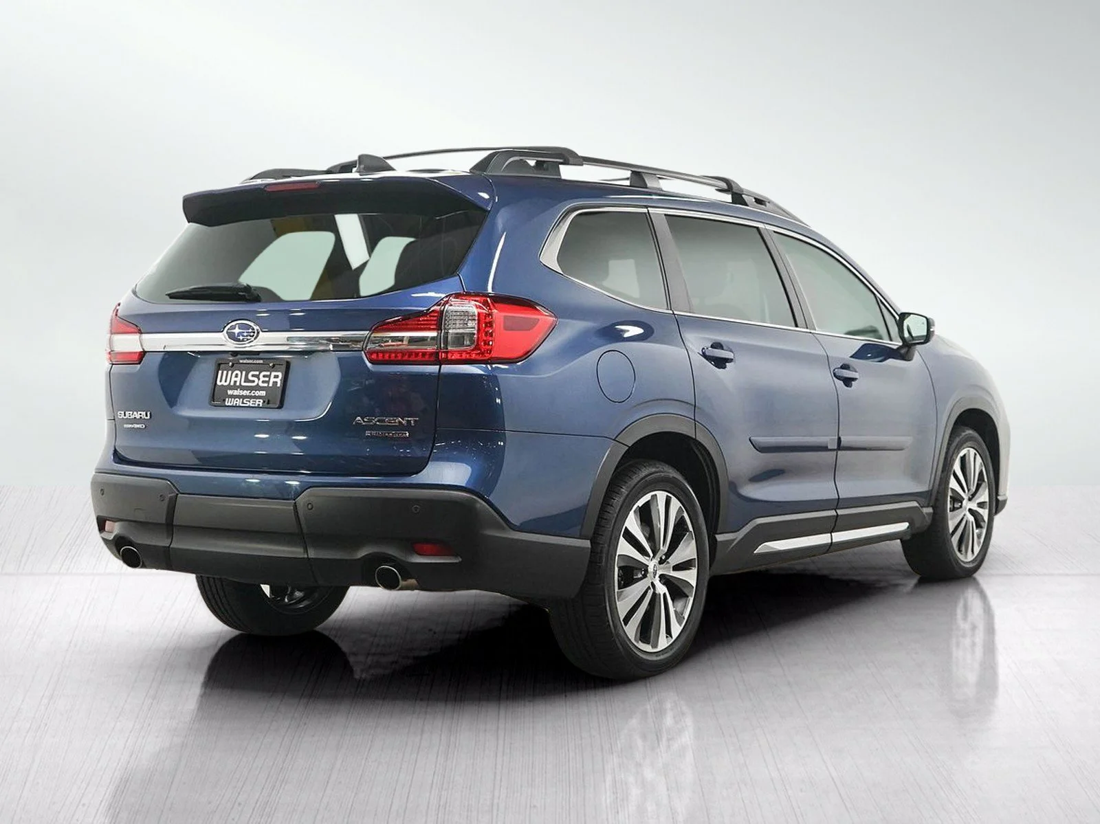 Used 2022 Abyss Blue Pearl Subaru Limited image 5