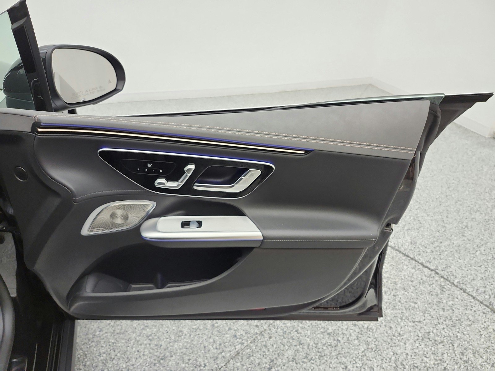 Used 2023 Obsidian Black Metallic Mercedes-Benz EQE 350 4MATIC®+ Sedan image 20