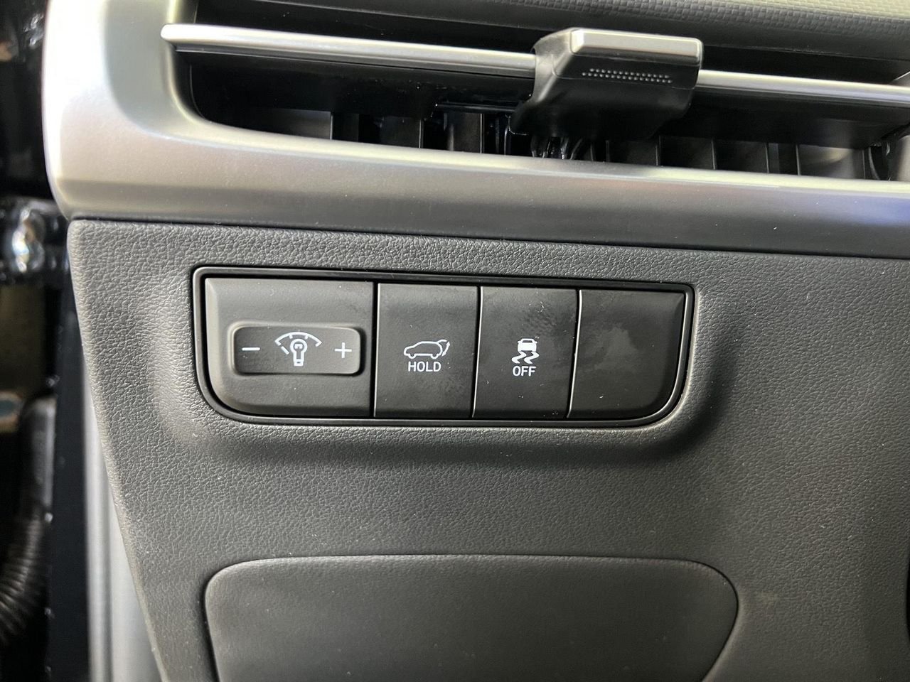 New 2026 Phantom Black Hyundai SEL AWD image 14