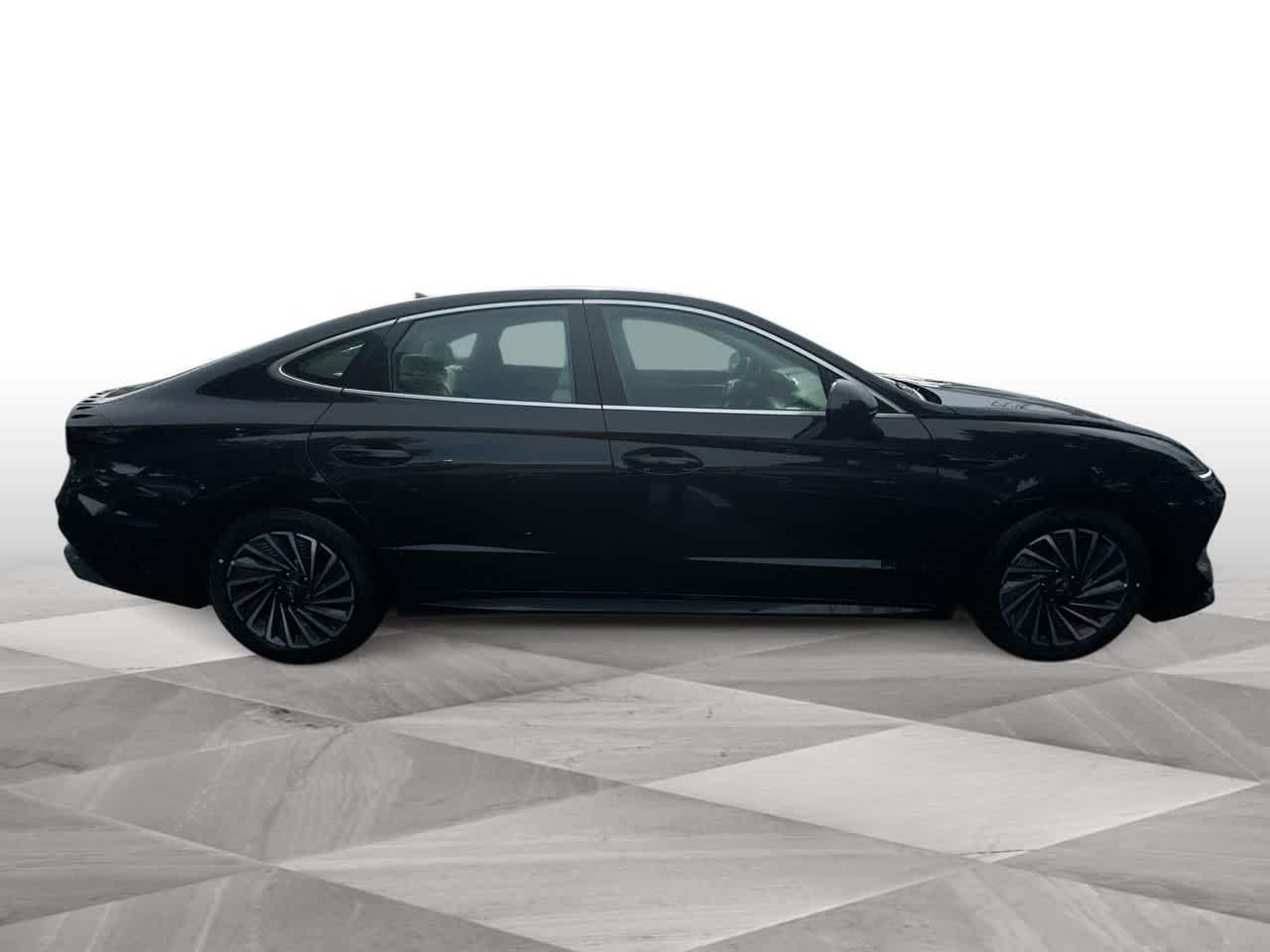 New 2025 Carbon Blue Hyundai SEL image 38