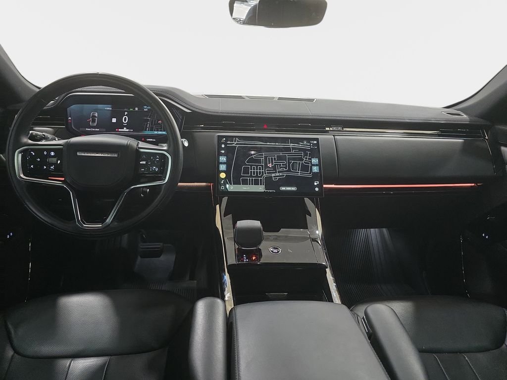 Used 2024 Fuji White Land Rover SE image 10