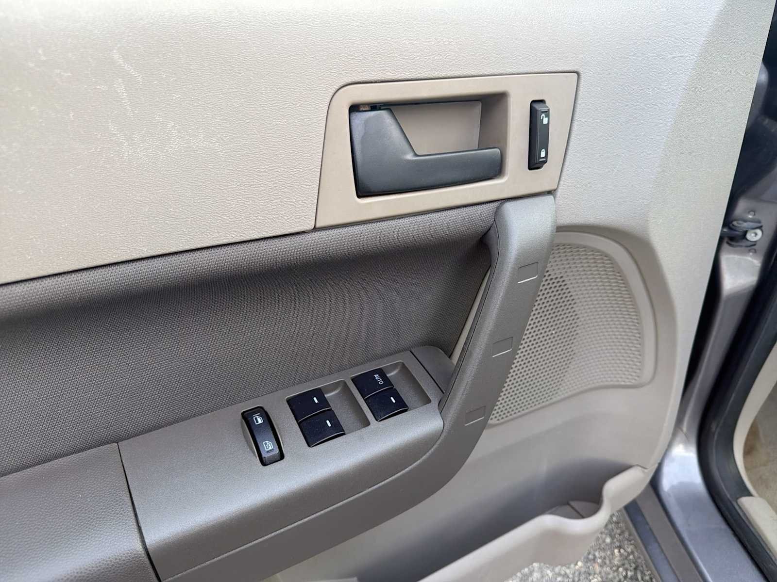 Used 2010 Sterling Grey Metallic Ford SE image 22