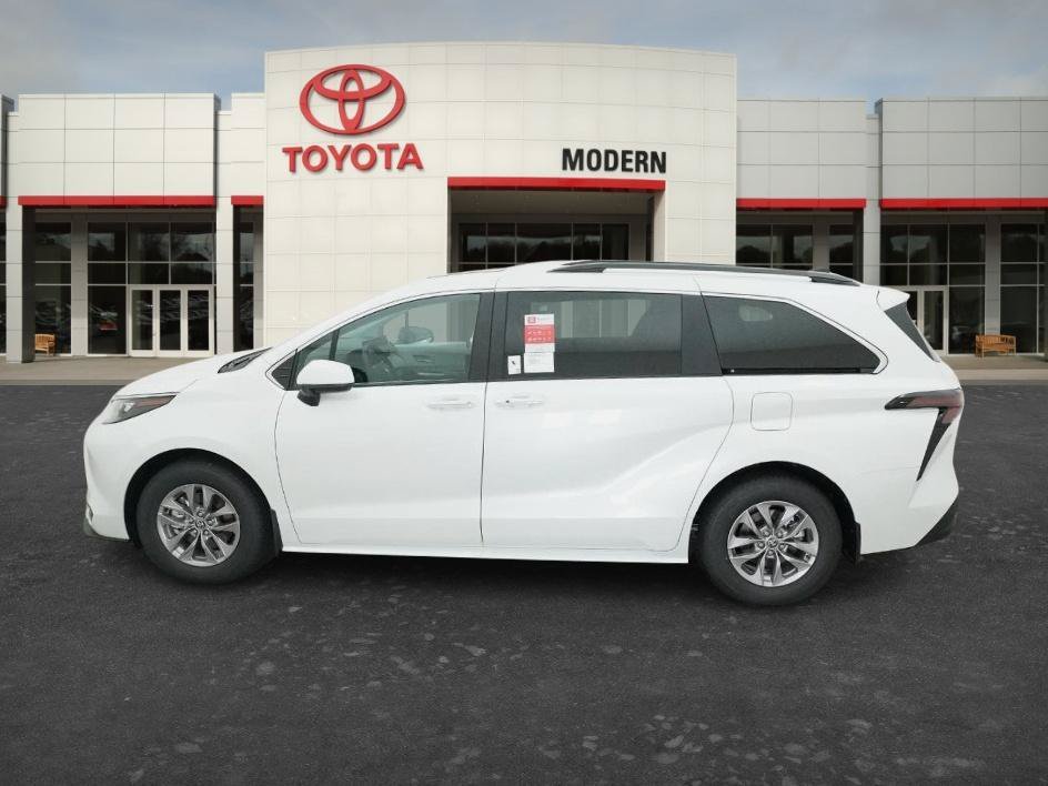 New 2026 Wind Chill Pearl Toyota XLE image 15