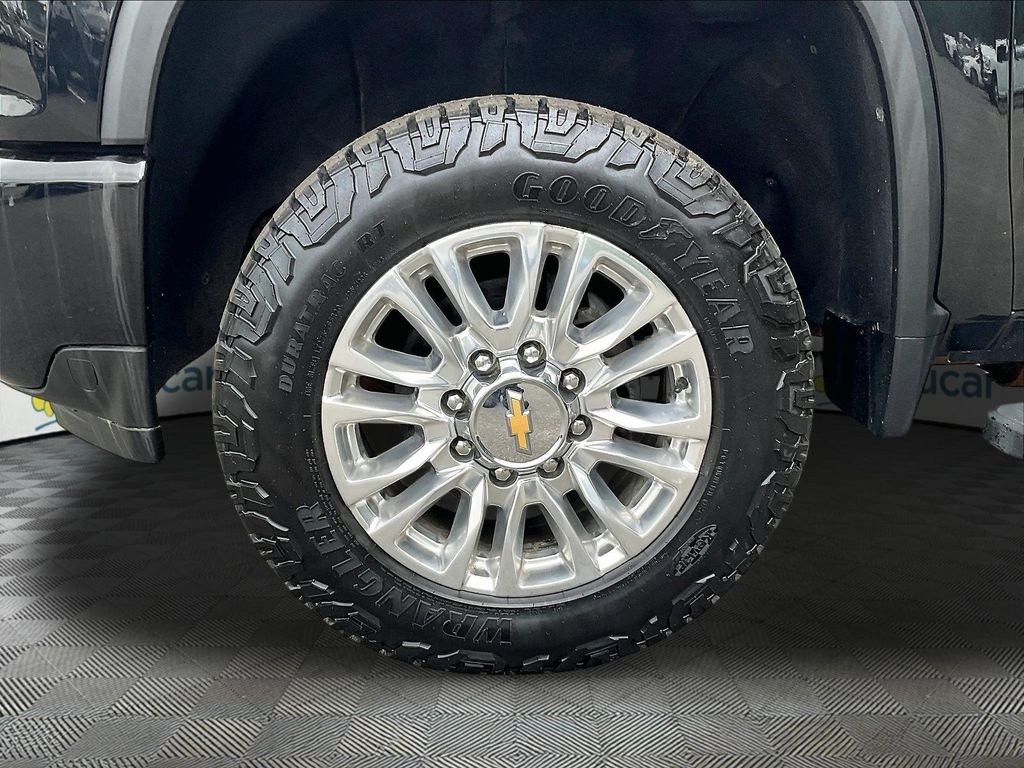 Used 2022 Black Chevrolet High Country image 22