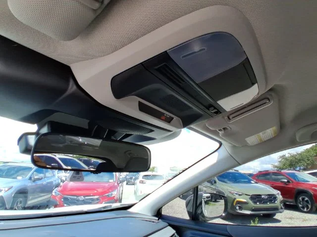 New 2026 CRYSTAL WHITE PEARL Subaru Base image 22