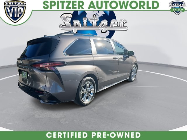 Used 2022  Toyota XSE image 9