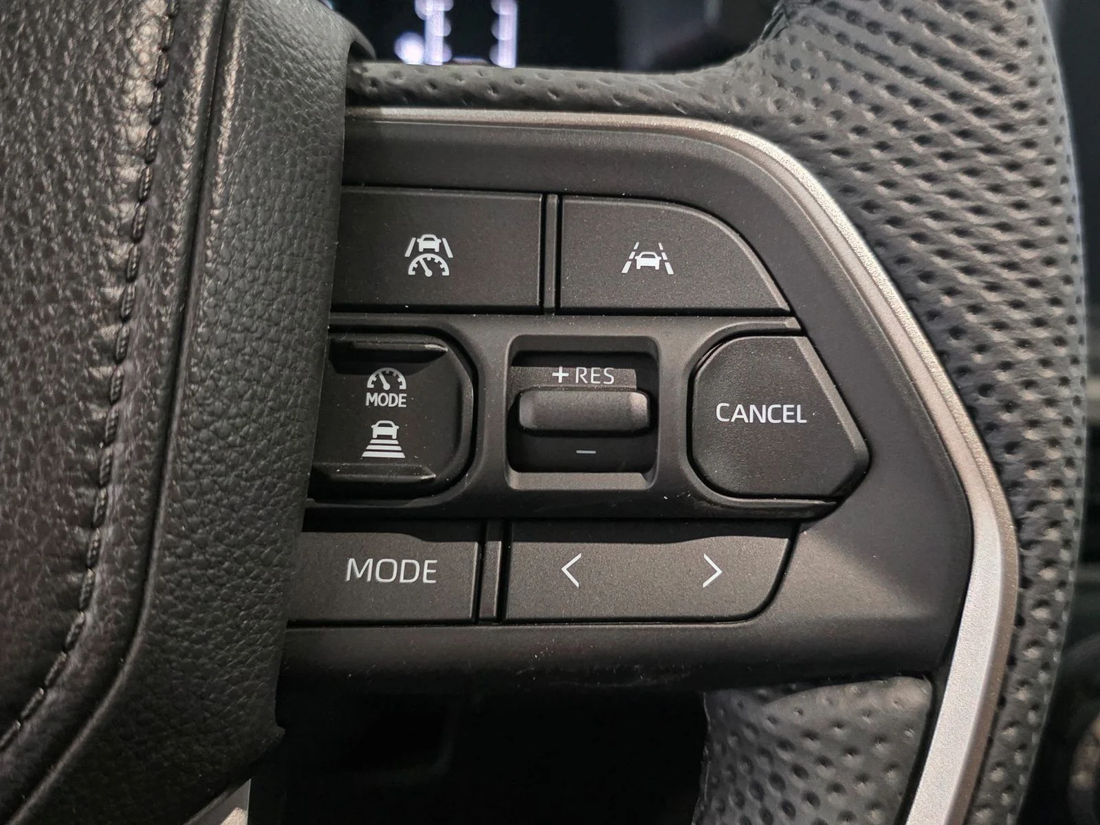 2026 Toyota Tacoma SR5 - Photo 35