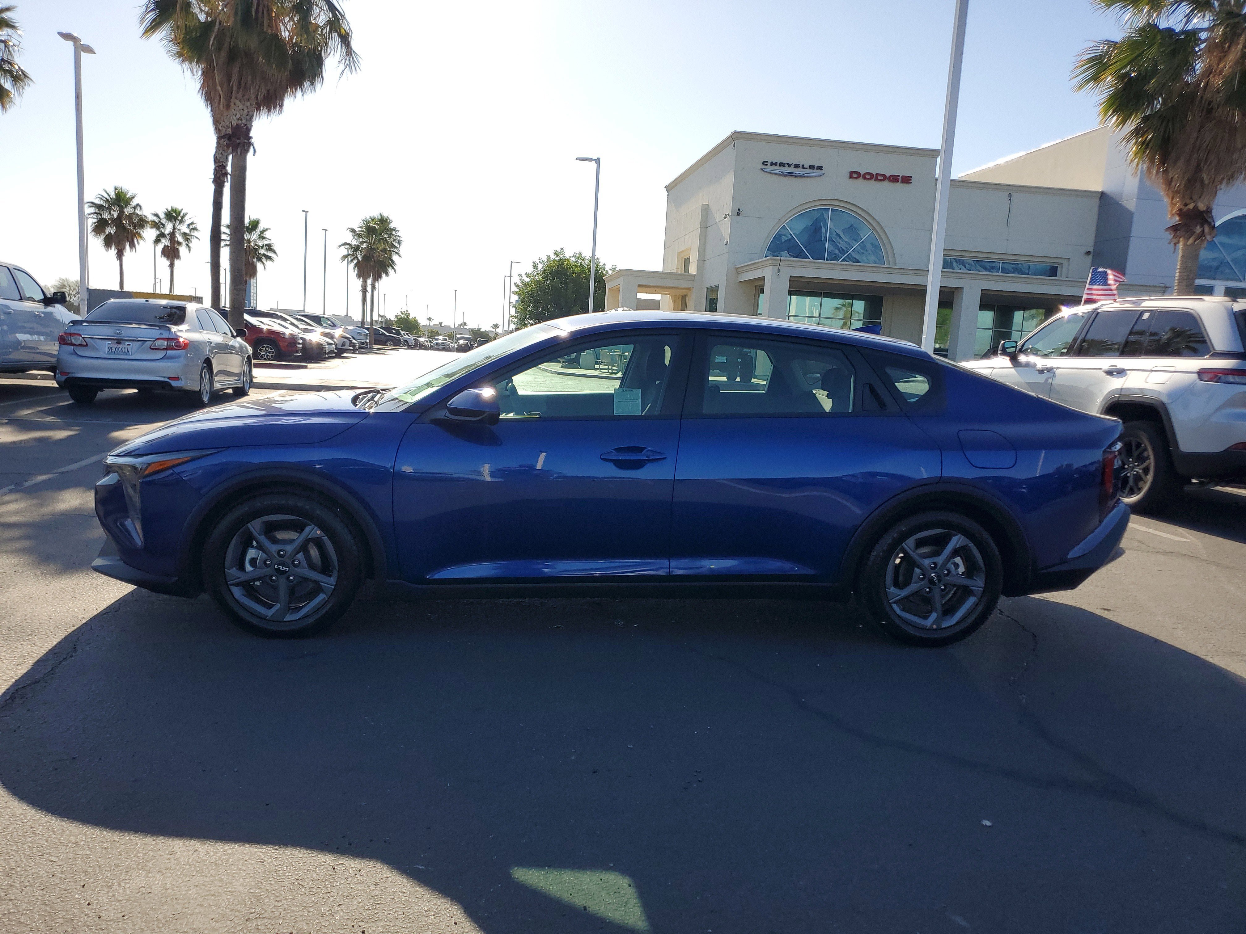 Used 2025 Blue Kia LXS image 6