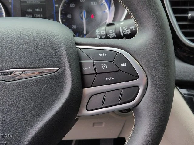 Used 2024 White Chrysler LX image 16