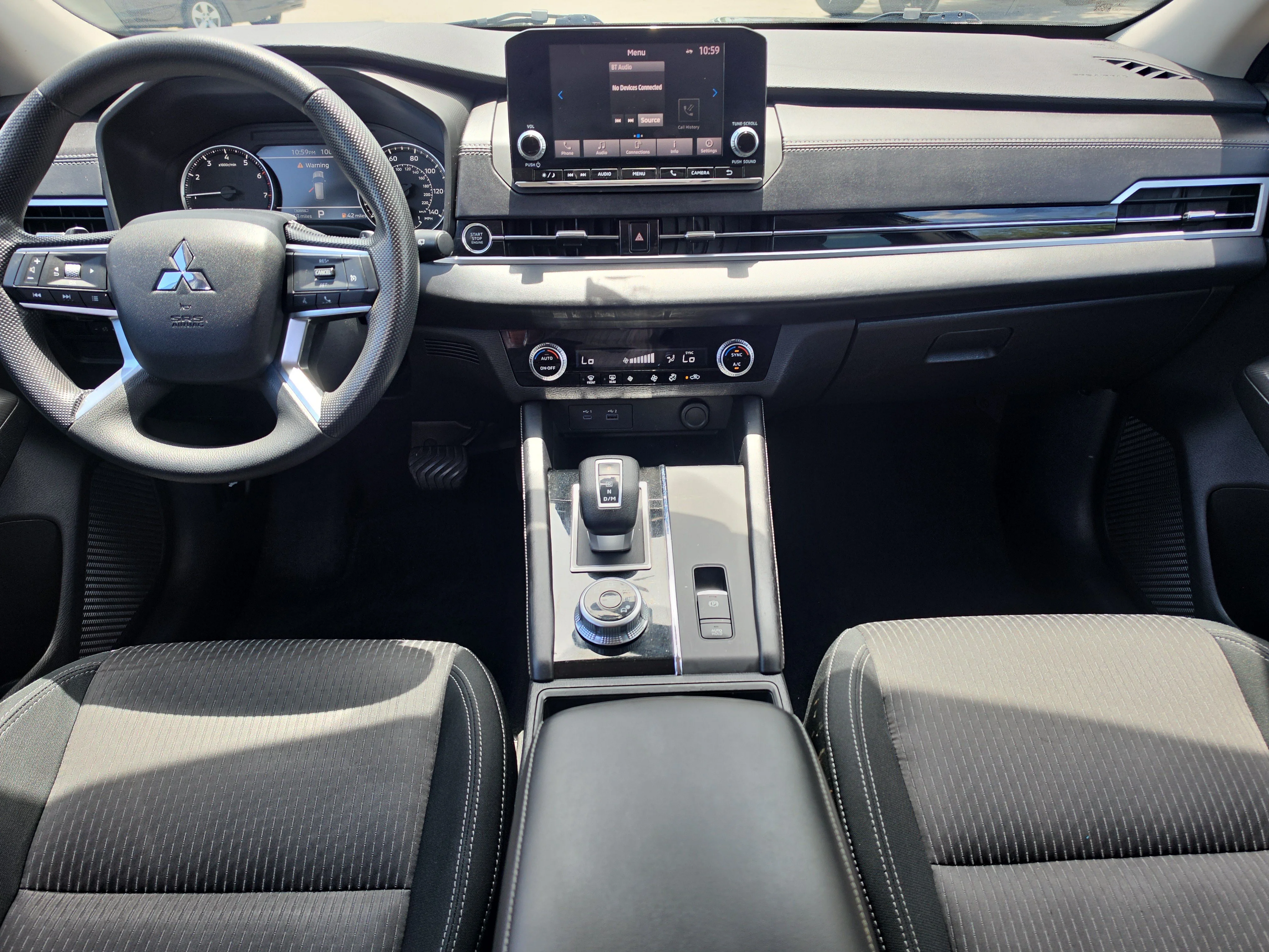 Used 2022 Black Diamond Mitsubishi ES image 12