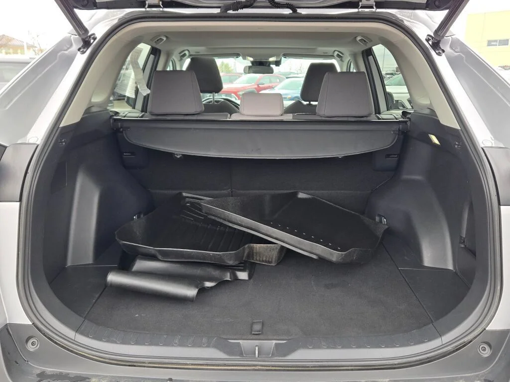 Used 2023 Silver Toyota XLE image 17