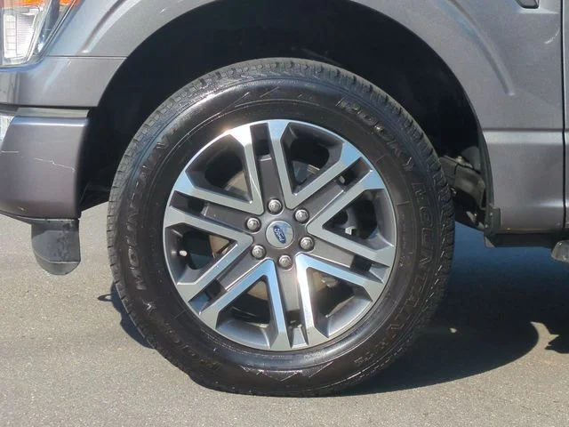 Used 2022 Gray Ford XL image 19