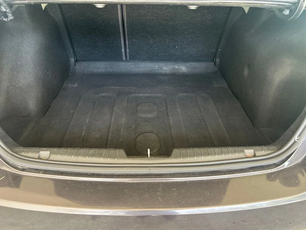 Used 2016 Gray Chevrolet 2LT image 34
