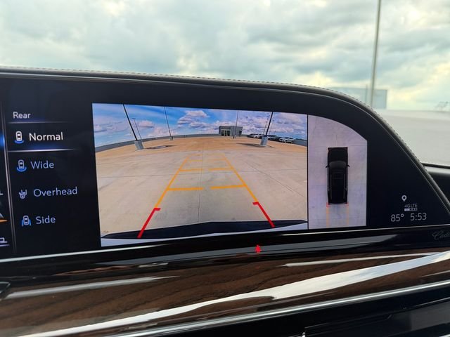Used 2023 White Cadillac Sport Platinum image 21