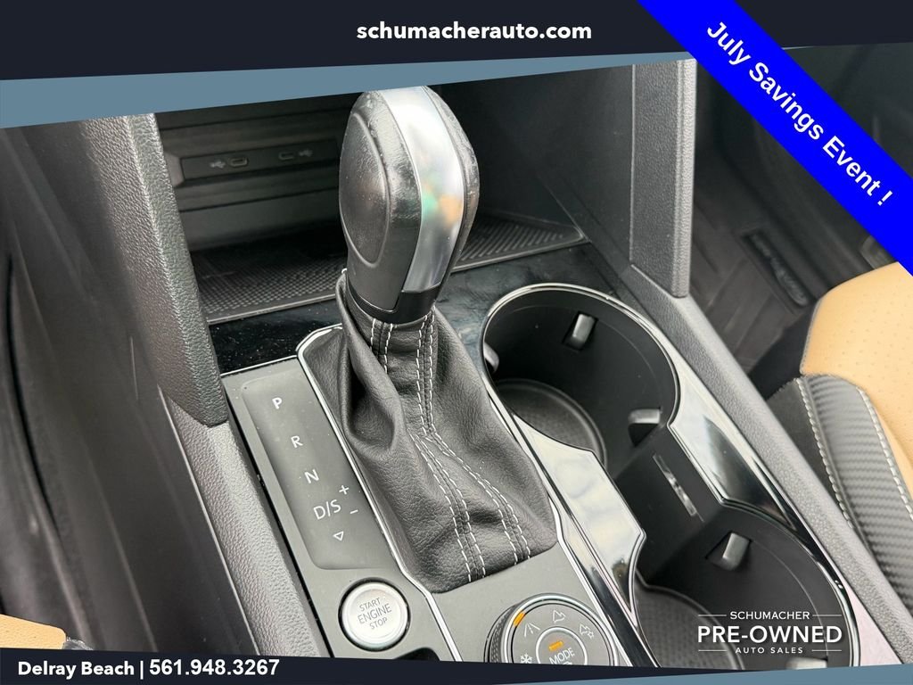 Used 2021 Black Volkswagen 2.0T SEL image 23