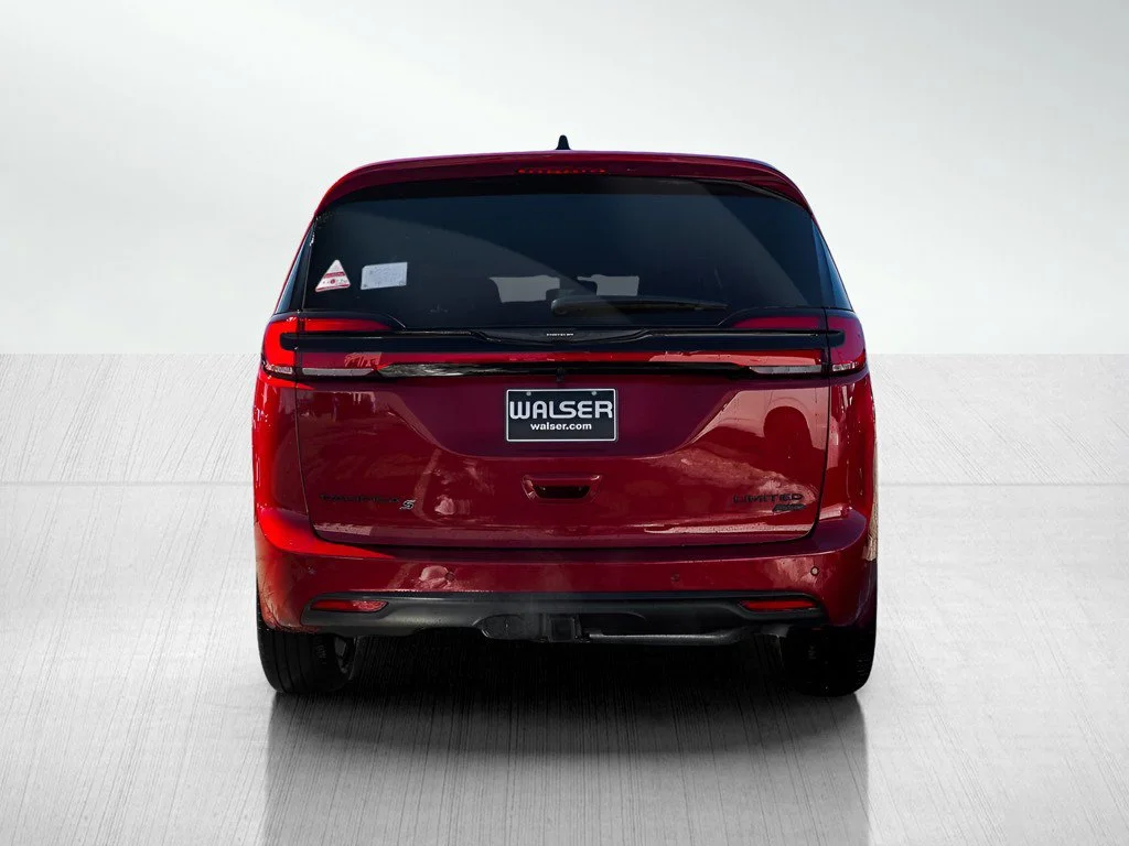 New 2026 Red Hot Pearlcoat Chrysler Limited image 5