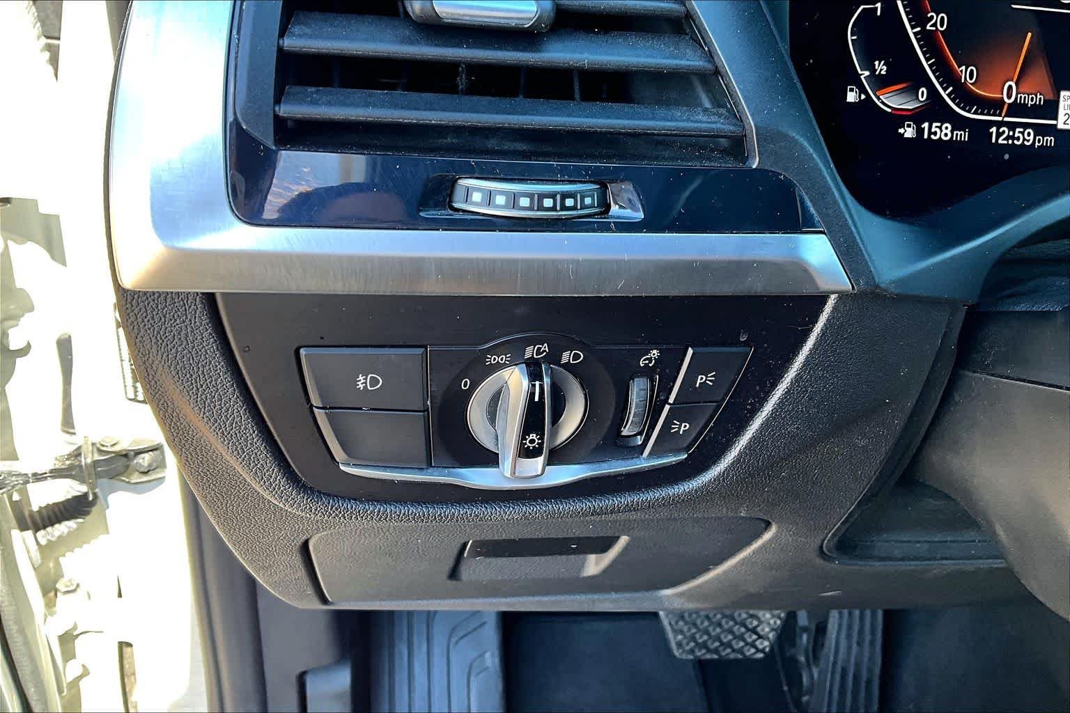 Used 2021 Mineral White Metallic BMW xDrive30i image 30