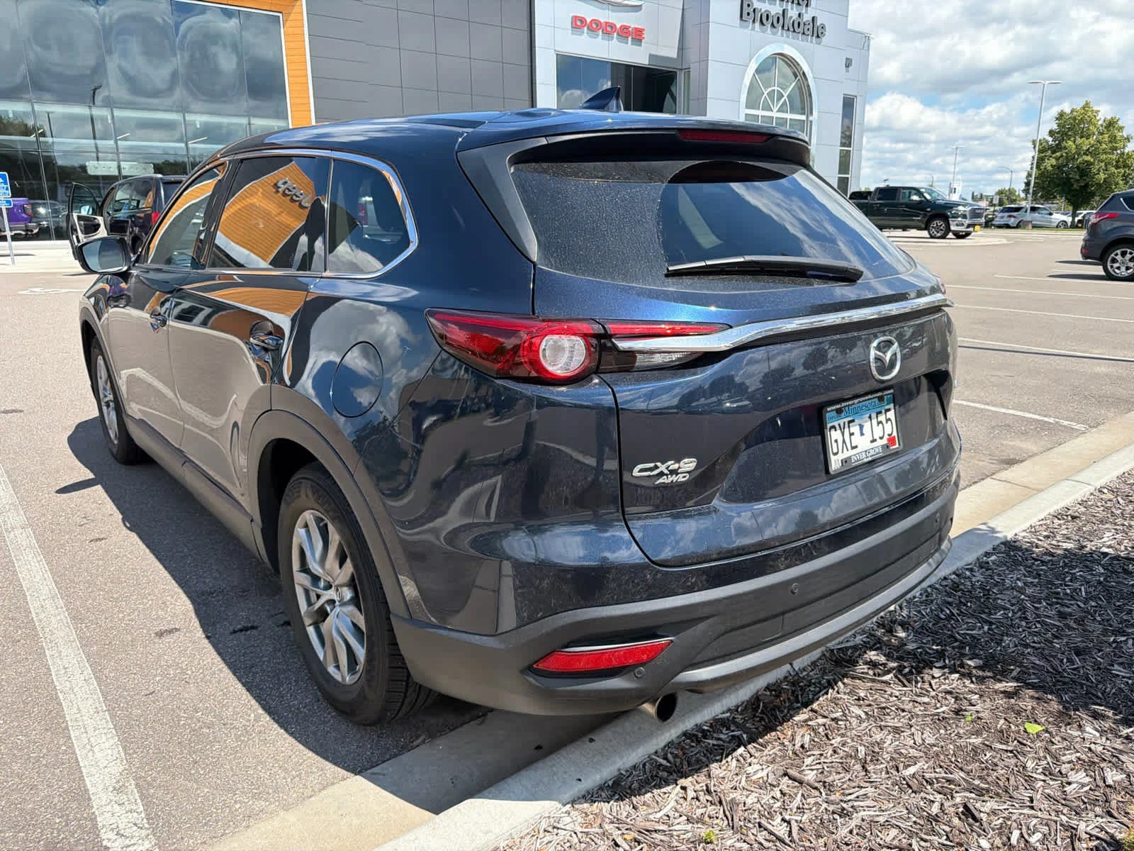 Used 2018 Deep Crystal Blue Mica Mazda Touring image 4